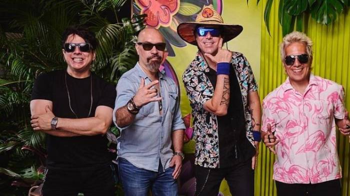 Redes Sociales/@losrabaanes