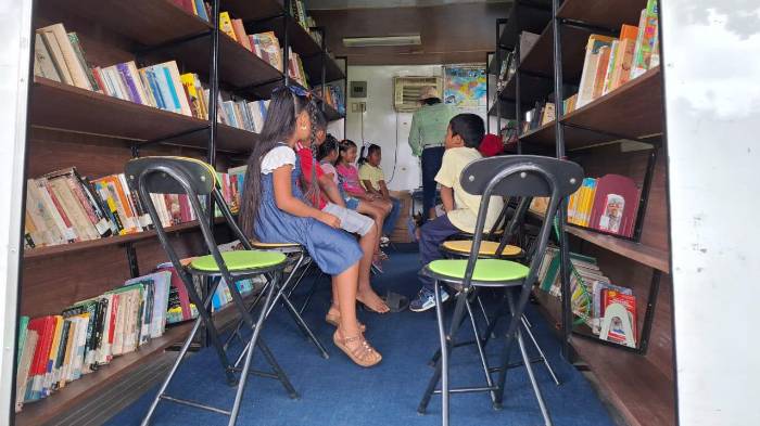 Biblioteca Nacional llevó jornada de lectura a Tres Hermanas