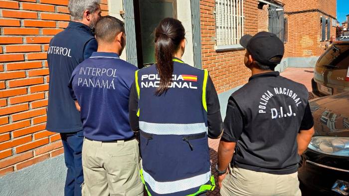 La llevaron con engaños a España para prostituirla