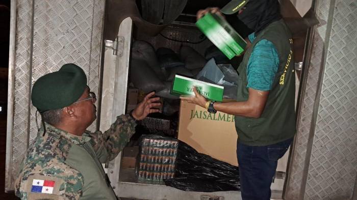 Senafront decomisa 11 mil unidades de cigarrillos de contrabando en Felipillo