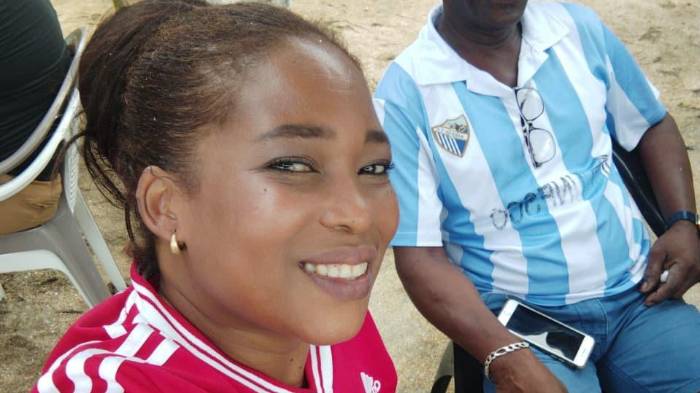 Ramona Karina Abreu fue hallada muerta en el Hospital Santo Tomás. Su familia exige respuestas por la falta de información oportuna tras su fallecimiento el 13 de agosto.