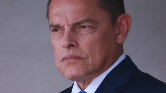 Ministro Frank Ábrego donará el dinero que recibirá de la prima de antigüedad