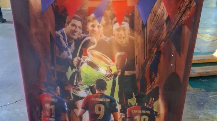 En otra operación, las autoridades también incautaron un cuadro de resina con presunta droga que iba a ser enviado a Tailandia desde el aeropuerto de Tocumen.