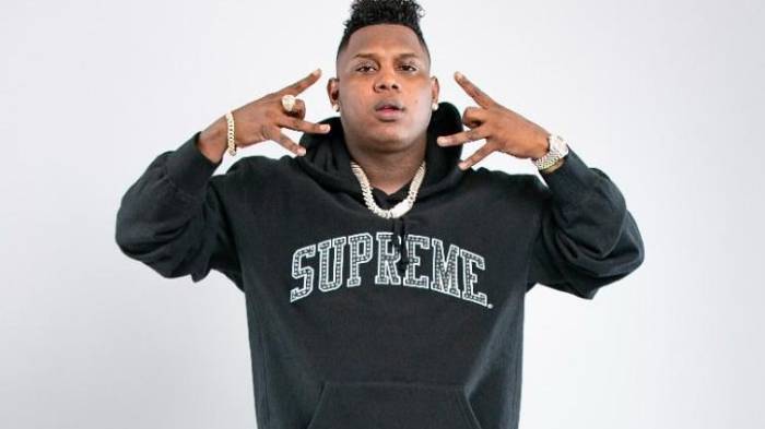 Redes Sociales/@yemilofficial