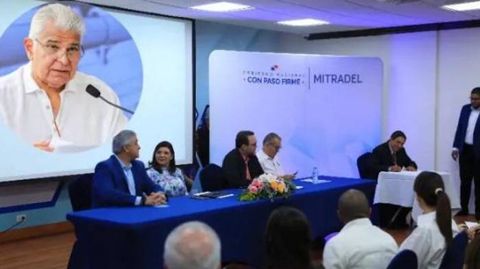 la Comisión Nacional de Salario Mínimo continúa avanzando en la revisión de las propuestas y mantiene un diálogo abierto.