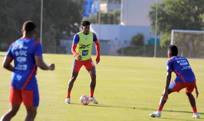 Panamá cumple primer entrenamiento en España