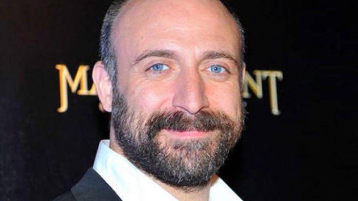 Actor Halit Ergenç. condenado a casi dos años de prisión luego de dar falso testimonio.