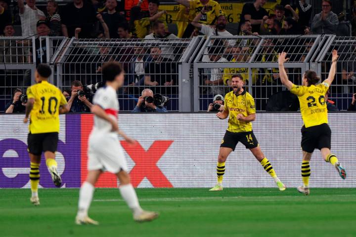 Dortmund PEGA PRIMERO en la semifinal
