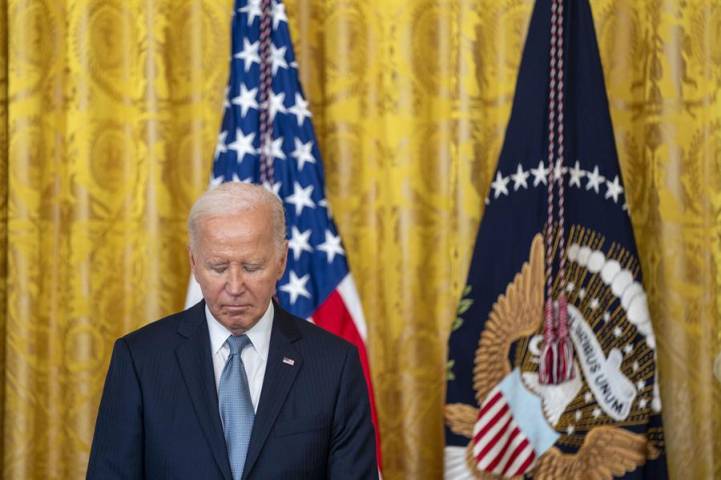 El presidente estadounidense, Joe Biden, durante una ceremonia de Medalla de Honor en el Salón Este de la Casa Blanca en Washington, DC, Estados Unidos.