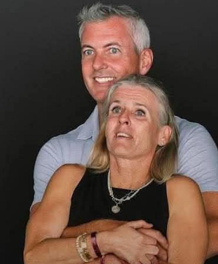 CEO de Astronomer renuncia tras escándalo viral en concierto de Coldplay