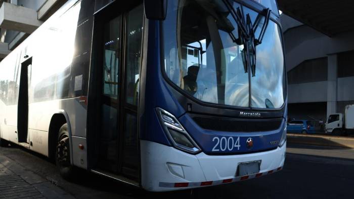 La flota operativa creció un 88%, pasando de 585 buses en julio de 2024 a 1,100 en julio de 2025.