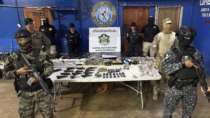 La operaciób facilitó la recopilación de información crucial sobre las redes de comunicación entre internos y personas externas.