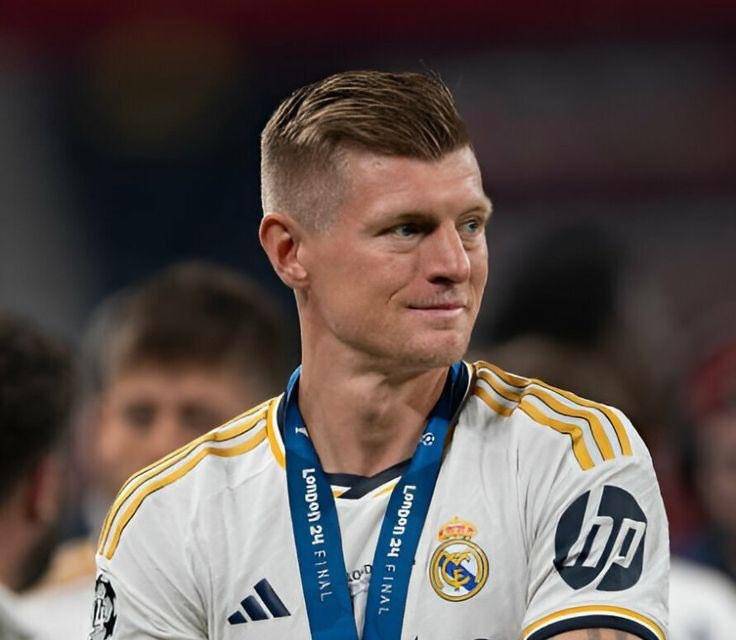 Toni Kroos muestra su apoyo a Vinícius Júnior