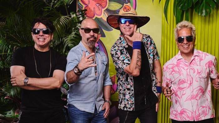 Redes Sociales/@emilioregueiraperez