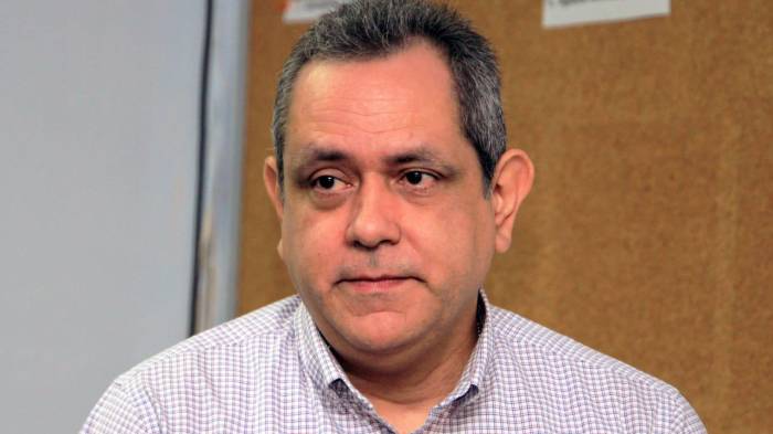 Pablo González, del Departamento de Epidemiología del Minsa.