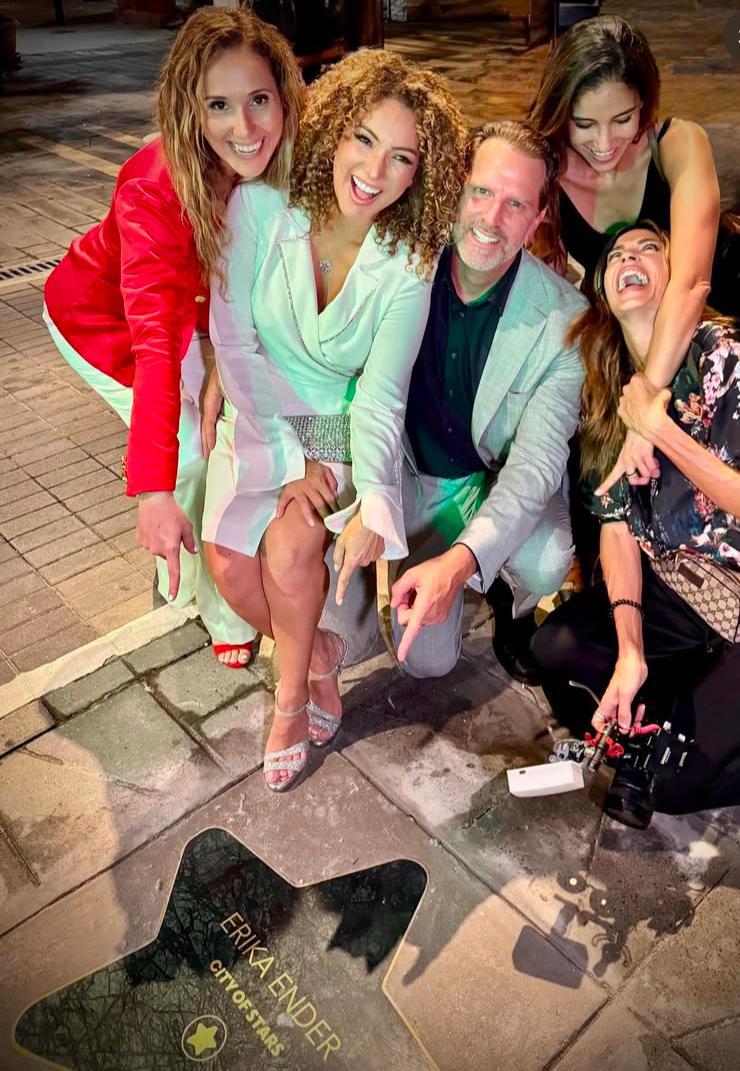 Panamá enciende su Paseo de las Estrellas al mejor estilo de Hollywood