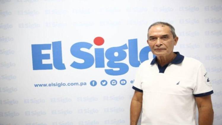 Vocero de los jubilados y presidente de la organizacion.