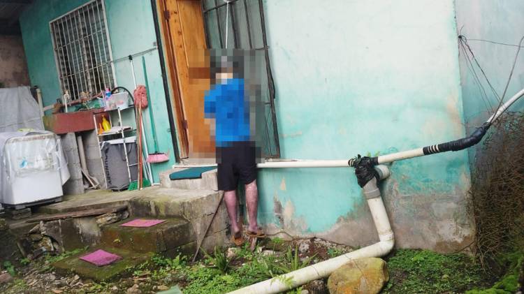 La comunidad de Villa Flores permanece consternada tras la muerte del colombiano que cuidaba la casa.