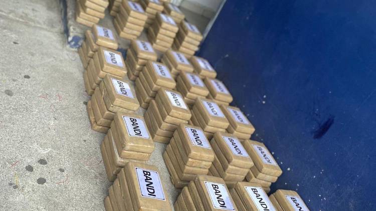 Una persona resultó aprehendida.