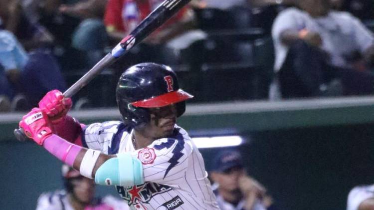 Héctor Rayo bateó .471 durante la competencia.