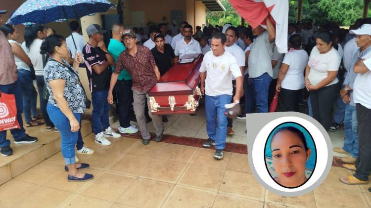 Dan último adiós a mujer asesinada y su cuerpo lanzado a un herbazal en San Carlos