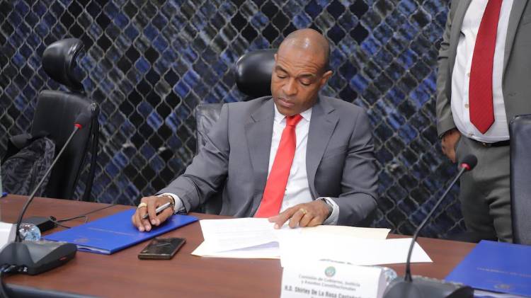 El anteproyecto de Ley N°333 busca sancionar con cárcel el fraude de paternidad.