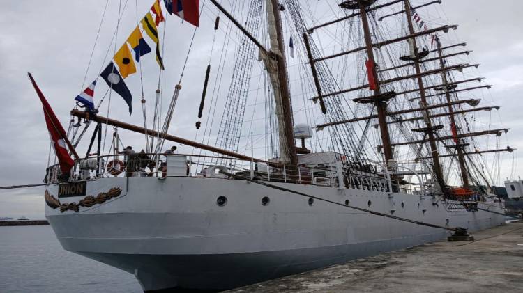 El buque escuela peruano ¿El público lo puede visitar?