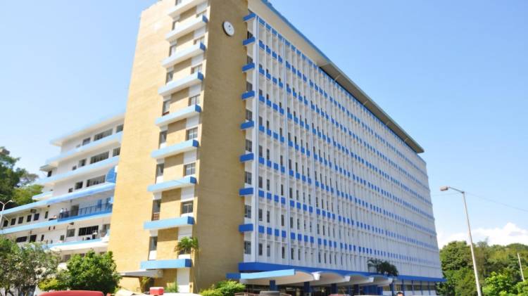 CSS | Se desploma ascensor del Complejo Hospitalario