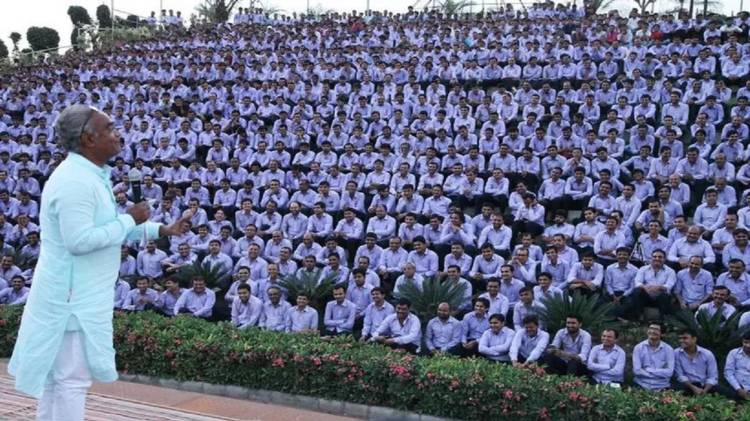 Es una forma de agradecer la lealtad de sus trabajadores y los buenos resultados financieros de la empresa.