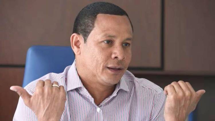 ¡Le cae la batida! Allanan y aprehenden a Héctor Brands