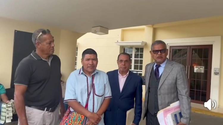 La defensa logró convencer a los magistrados de que el dirigente padece enfermedades crónicas, permitiéndole cambiar la “casa por cárcel” por un reporte periódico los días 15 y 30 de cada mes.