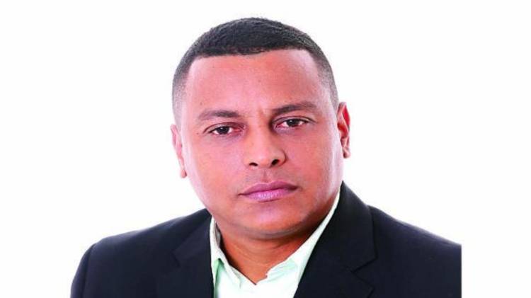 Qué le daremos al estudiante: ¿IA de los deseos, o el poder de pensar y resolver?