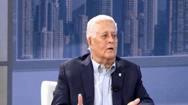 La declaración surge en medio del interés público.