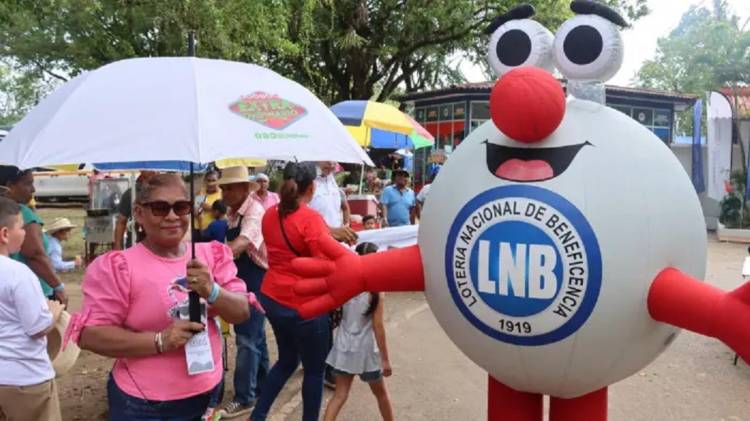 Desde las 3:00 p.m. miles de panameños estarán pendientes de los resultados.