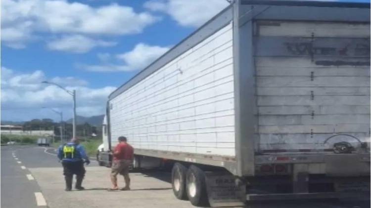 Esta medida busca garantizar la fluidez vehicular y reforzar la seguridad en las carreteras nacionales.