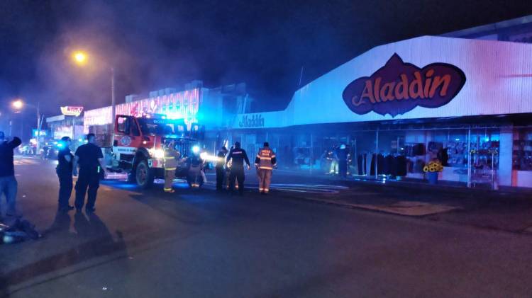 Paramedicos y ambulancias ofrecen atención medica