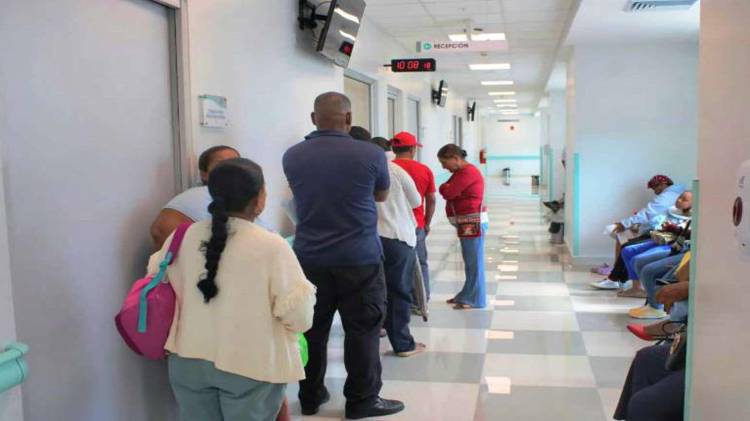 La medida busca mejorar la atención médica y ofrecer servicios de mayor calidad a los asegurados.