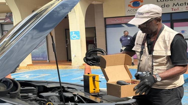 Conserve toda la documentación relacionada con la compra y el reclamo.