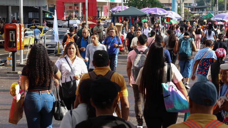 Datos del Mitradel indican que en abril se reportaron 26,260 nuevos contratos.