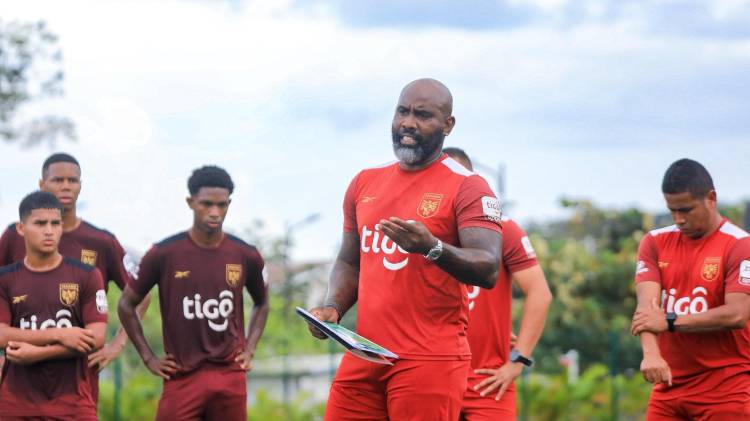 Felipe Baloy durante los entrenamientos
