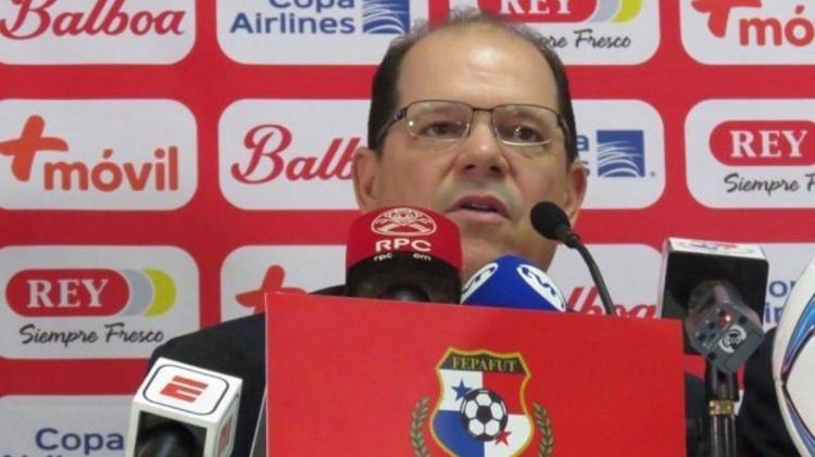 El presidente de la Fepafut, Manuel Arias fue castigado por la FIFA por Manuel Arias por reincidir en incumplimiento disciplinario.