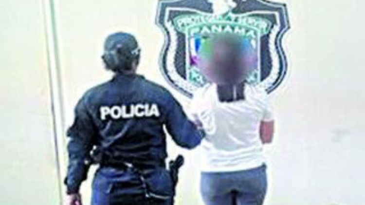 Sorprenden a tres personas buscadas por varios delitos