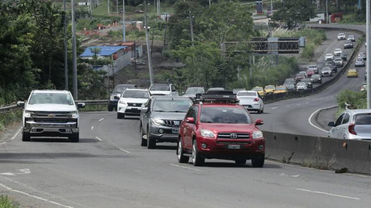 La Policía Nacional desplegó un operativo con el objetivo de agilizar la circulación.