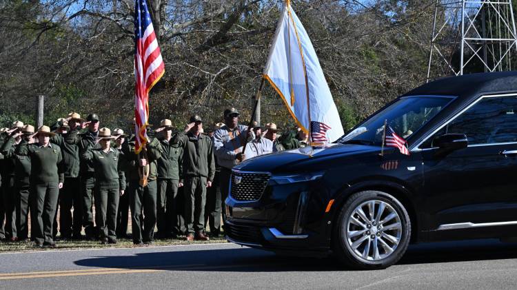 El exmandatario, ganador también del Premio Nobel de la Paz en 2002, murió en su hogar en Georgia.