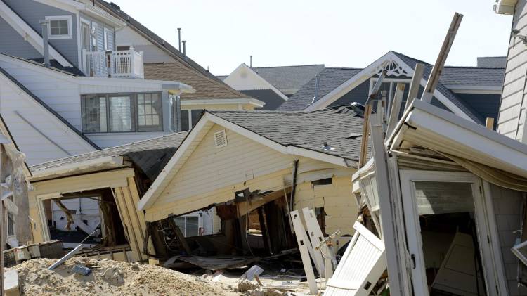 Fotografía de archivo en donde se ven numerosas viviendas destruidas por el paso de un huracán en EE.UU.