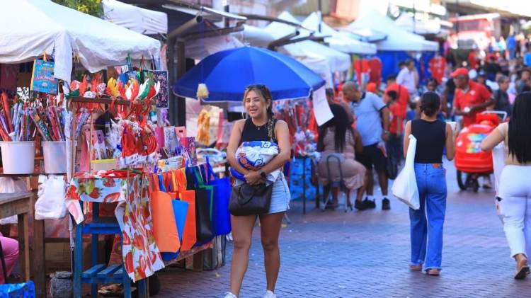 En Panamá, los empleados también recibieron aumento en el salario mínimo.