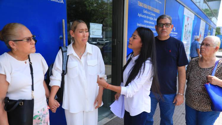 Angelly Oviedo y Luis Flórez exigen justicia y una explicación por parte del Senniaf.