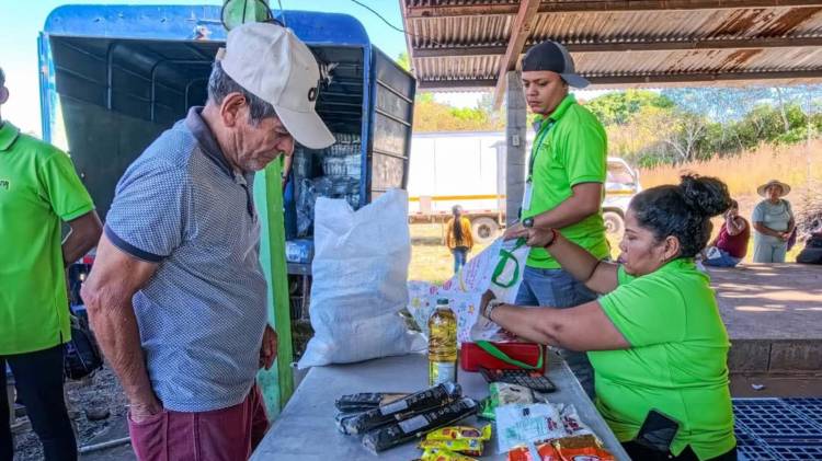 Las jornadas del IMA permiten a miles de familias comprar productos nacionales a menor costo, impulsando además la producción local.