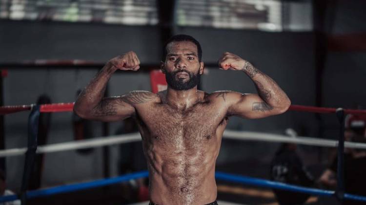 Redes / Jezzrel Corrales