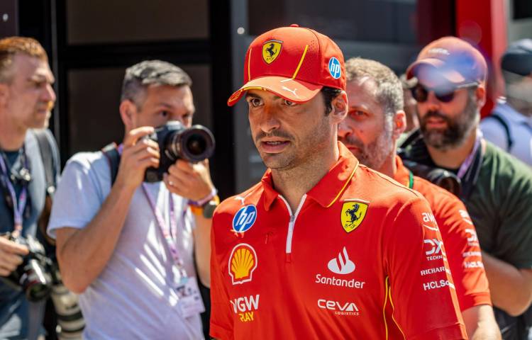 El piloto de Ferrari Carlos Sainz Jr. mEFE/EPA/MARTIN DIVISEK/Archivo